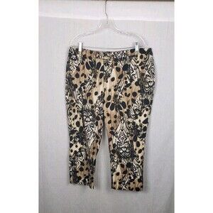 So Slimming by Chico's Animal Geo Print Crop Capri Pants Large 3 Mob Wife Safari